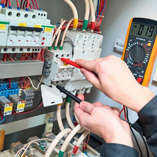 Inspecciones obligatorias en instalaciones de baja tensión en comunidades de vecinos 1. AESSIA Asociación de Entidades del Sistema de la Seguridad Industrial de Aragón Inspecciones obligatorias en instalaciones de baja tensión en comunidades de vecinos AESSIA. Asociación de Entidades del Sistema de la Seguridad Industrial de Aragón