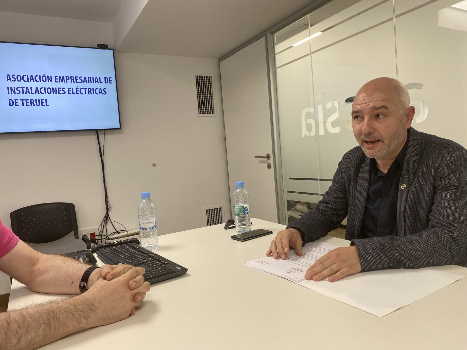Conoce a nuestros socios: AEIET 2. AESSIA Asociación de Entidades del Sistema de la Seguridad Industrial de Aragón Conoce a nuestros socios: AEIET AESSIA. Asociación de Entidades del Sistema de la Seguridad Industrial de Aragón
