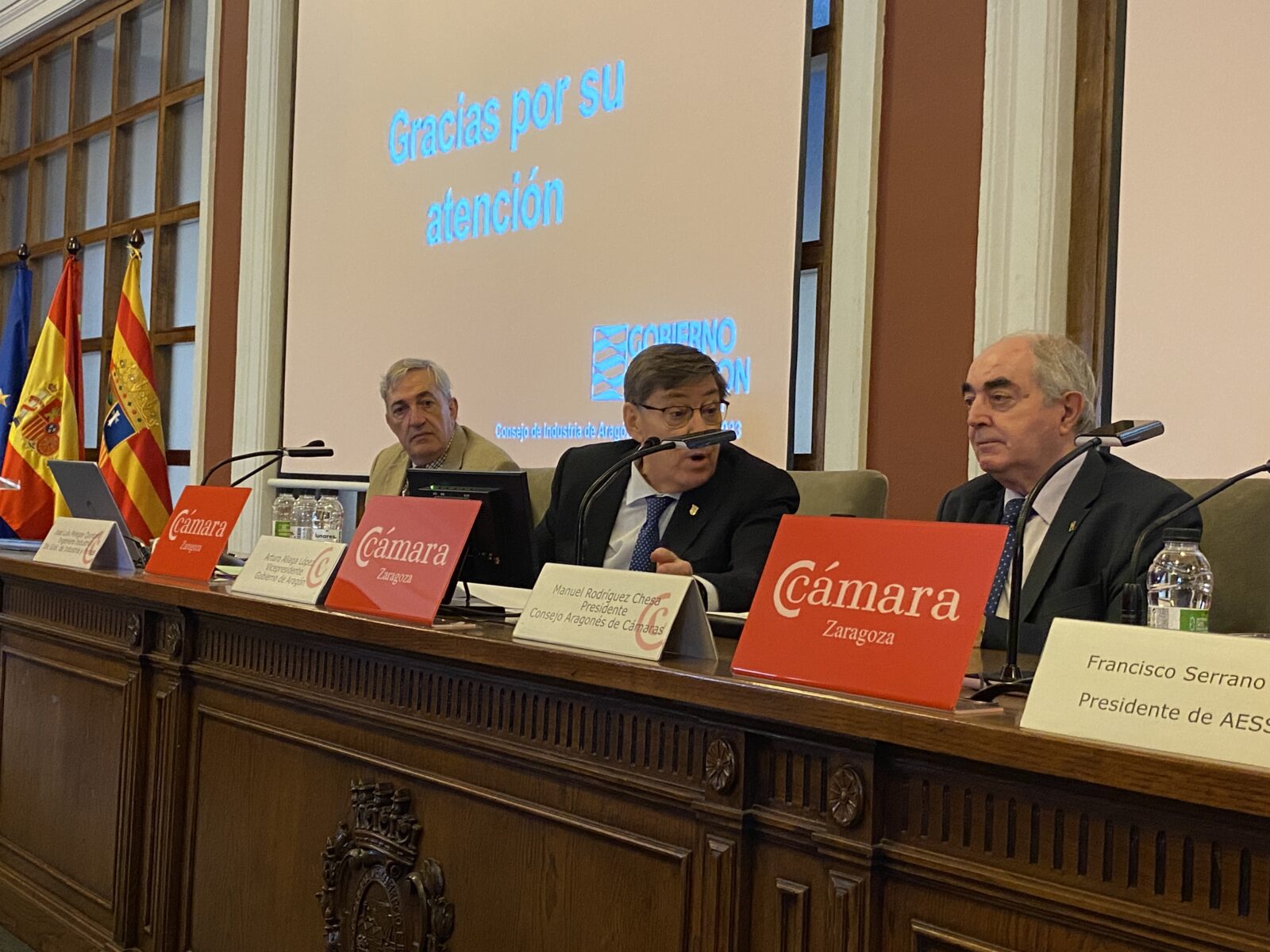 Arturo Aliaga valora el trabajo de AESSIA en la firma del II Convenio de Colaboración entre el Gobierno de Aragón y AESSIA 2. AESSIA Asociación de Entidades del Sistema de la Seguridad Industrial de Aragón Arturo Aliaga valora el trabajo de AESSIA en la firma del II Convenio de Colaboración entre el Gobierno de Aragón y AESSIA AESSIA. Asociación de Entidades del Sistema de la Seguridad Industrial de Aragón