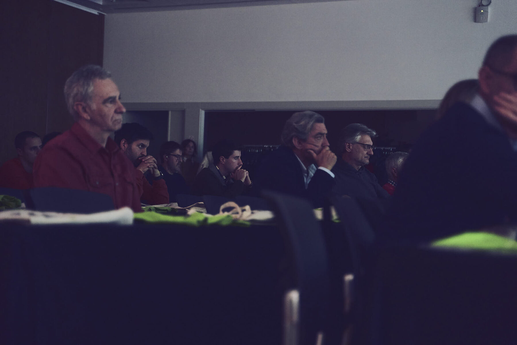 Electricistas, fontaneros e instaladores de la provincia de Huesca conocen el Sello de Calidad que ayudará a los consumidores a elegir al mejor profesional 3. AESSIA Asociación de Entidades del Sistema de la Seguridad Industrial de Aragón Electricistas, fontaneros e instaladores de la provincia de Huesca conocen el Sello de Calidad que ayudará a los consumidores a elegir al mejor profesional AESSIA. Asociación de Entidades del Sistema de la Seguridad Industrial de Aragón