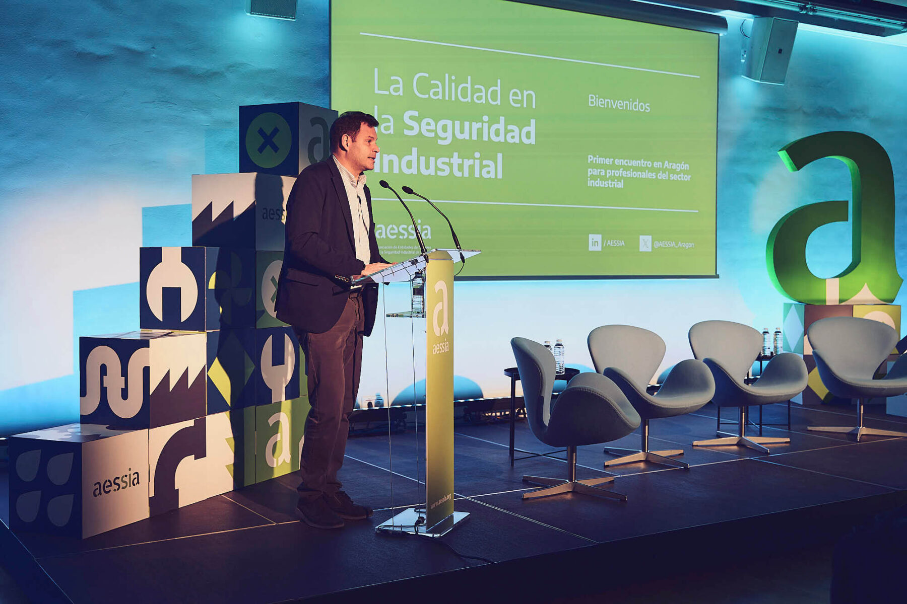 Foro de la Seguridad Industrial de Aragón 2024 10. AESSIA Asociación de Entidades del Sistema de la Seguridad Industrial de Aragón Foro de la Seguridad Industrial de Aragón 2024 AESSIA. Asociación de Entidades del Sistema de la Seguridad Industrial de Aragón