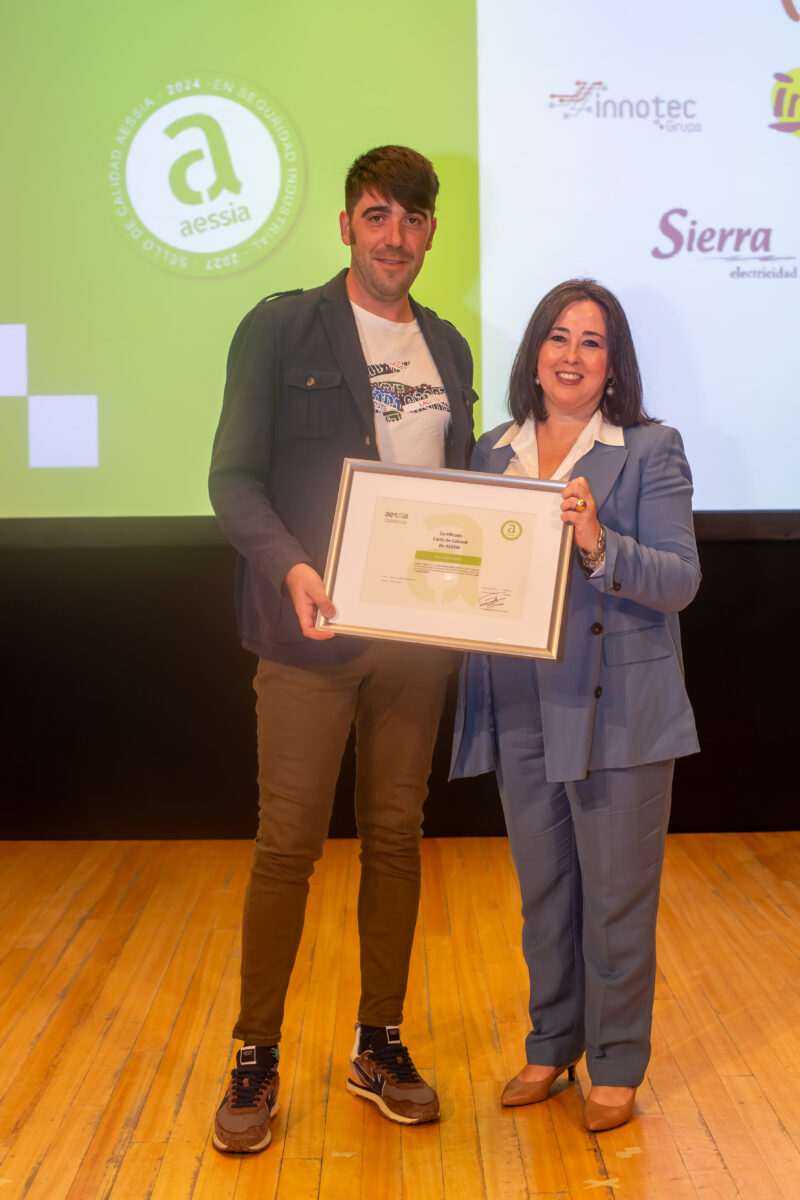 GEDESEL TERUEL, TUDEGAS, IDRA y ESSERE, empresas premiadas en el primer Foro de la Seguridad Industrial de Aragón 14. AESSIA Asociación de Entidades del Sistema de la Seguridad Industrial de Aragón GEDESEL TERUEL, TUDEGAS, IDRA y ESSERE, empresas premiadas en el primer Foro de la Seguridad Industrial de Aragón AESSIA. Asociación de Entidades del Sistema de la Seguridad Industrial de Aragón