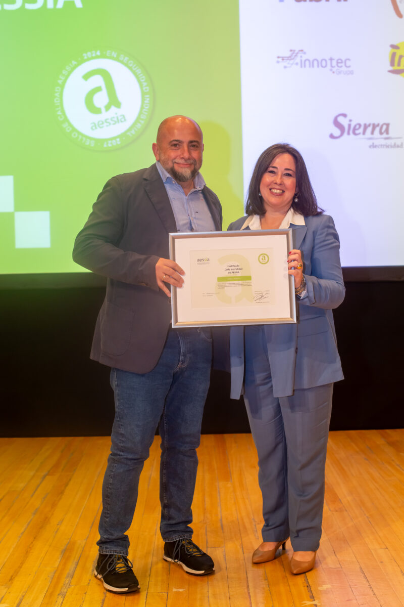GEDESEL TERUEL, TUDEGAS, IDRA y ESSERE, empresas premiadas en el primer Foro de la Seguridad Industrial de Aragón 15. AESSIA Asociación de Entidades del Sistema de la Seguridad Industrial de Aragón GEDESEL TERUEL, TUDEGAS, IDRA y ESSERE, empresas premiadas en el primer Foro de la Seguridad Industrial de Aragón AESSIA. Asociación de Entidades del Sistema de la Seguridad Industrial de Aragón